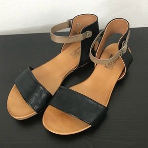 New Miz Mooz Alanis sandals!